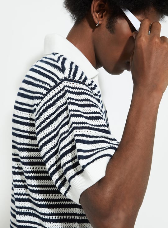 URB_N Men Oversized Striped Knit Polo T-shirt
