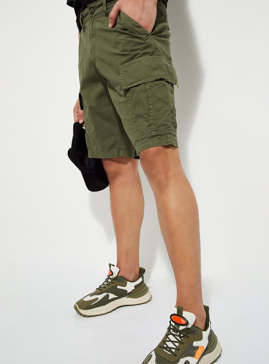 URB_N Men Solid Cargo Shorts