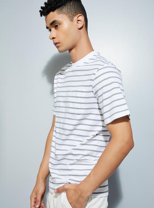 URB_N Men Regular Fit Striped T-shirt