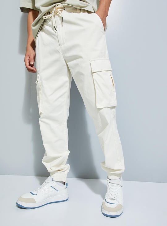URB_N Men Solid Cargo Joggers