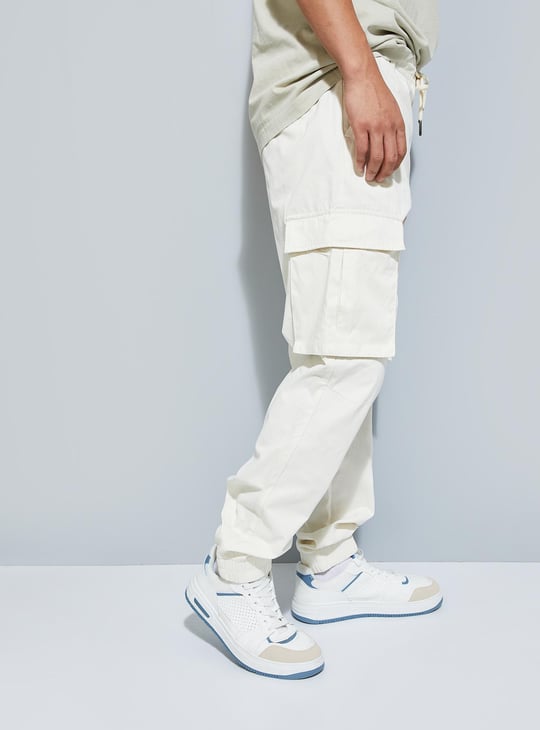 URB_N Men Solid Cargo Joggers
