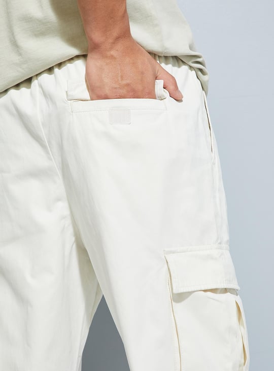 URB_N Men Solid Cargo Joggers