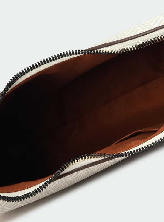 Women Chain Detail Shoulder Bag