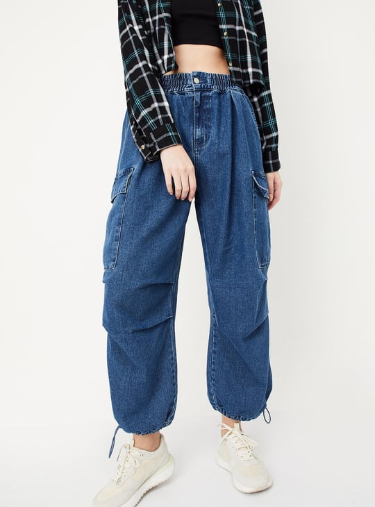 Women Parachute Fit Washed Cargo Jeans