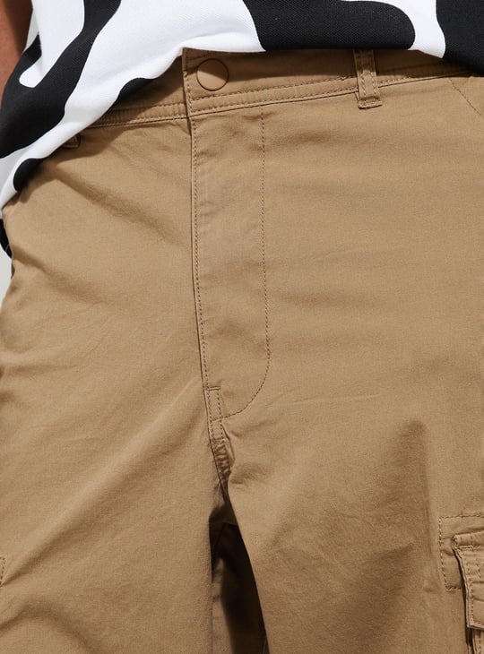 Men Relaxed Fit Parachute Cargo Pants