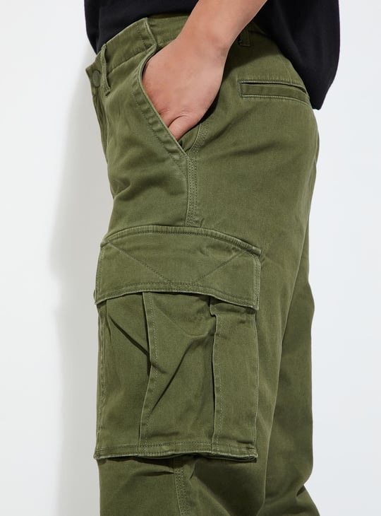 URB_N Men Relaxed Fit Cargo Trousers