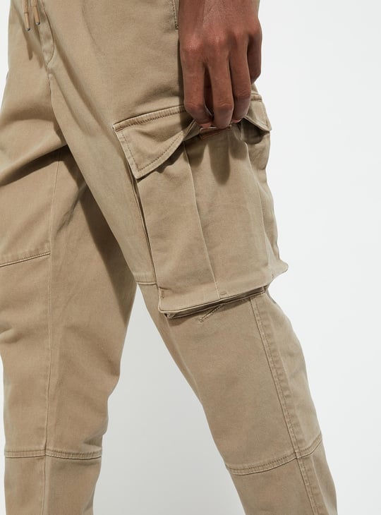 URB_N Men Relaxed Fit Cargo Joggers