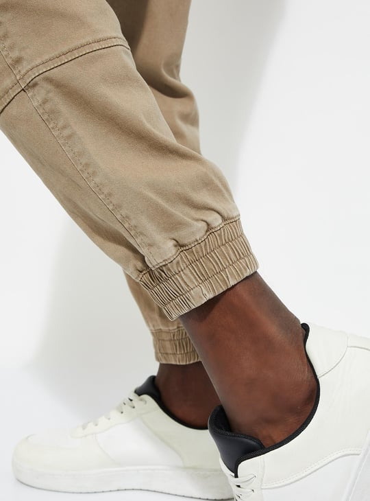URB_N Men Relaxed Fit Cargo Joggers