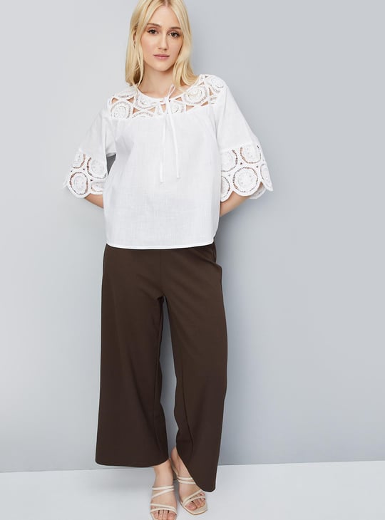 Women Crochet Lace Tie-Up Top