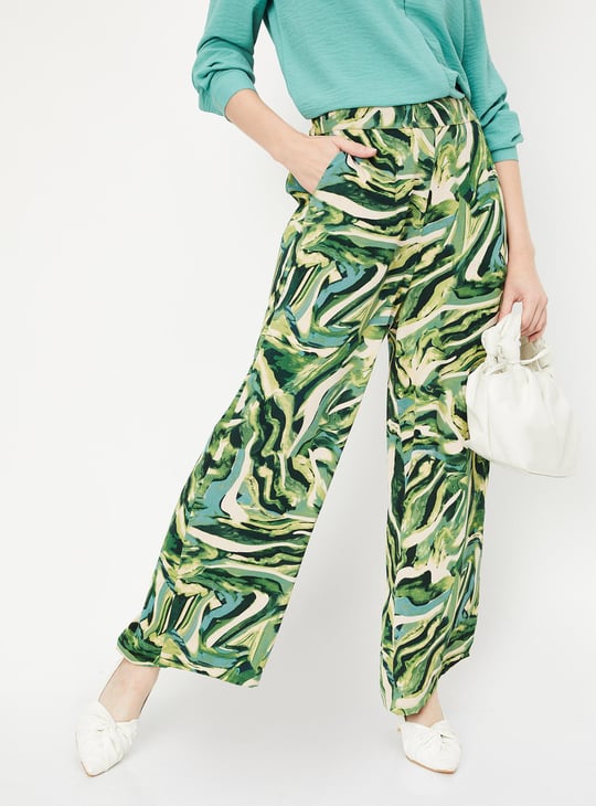 Women Printed Wide Legged Trousers