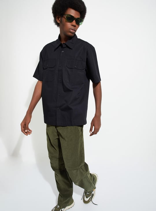 URB_N Men Relaxed Fit Solid Flap Pocket Shirt