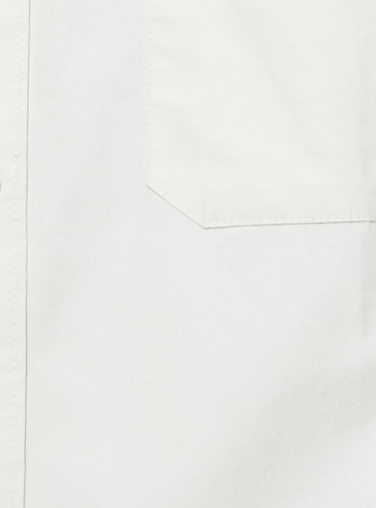 URB_N Men Relaxed Fit Solid Flap Pocket Shirt