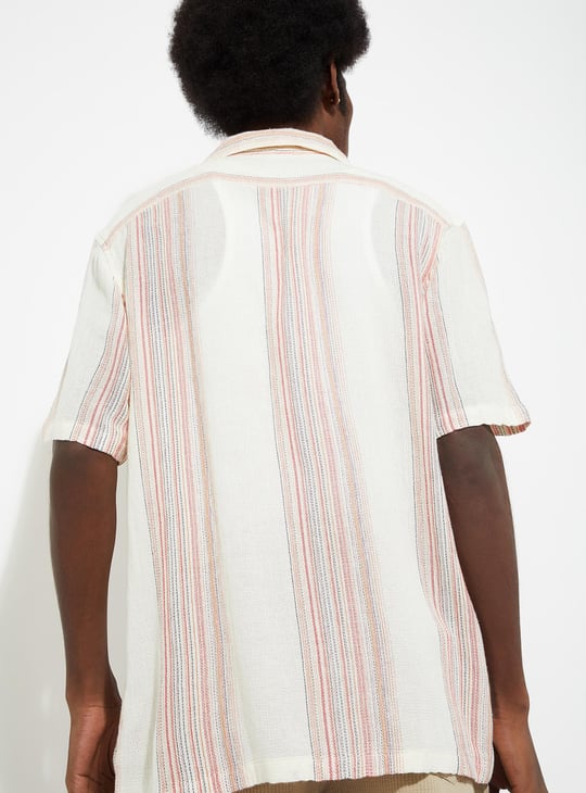 URB_N Men Relaxed Fit Striped Resort Shirt