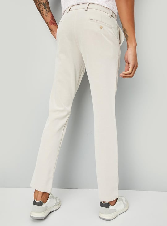 Men Solid Slim Fit Chinos