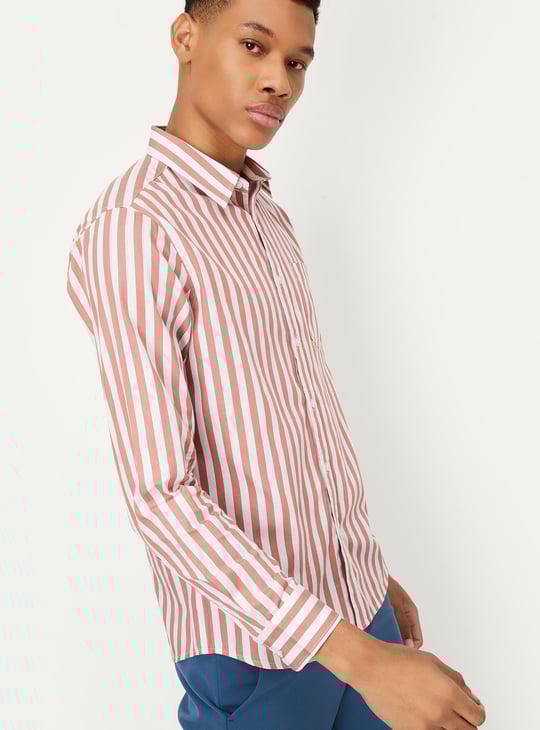 Men Regular Fit Striped Casual Shirt