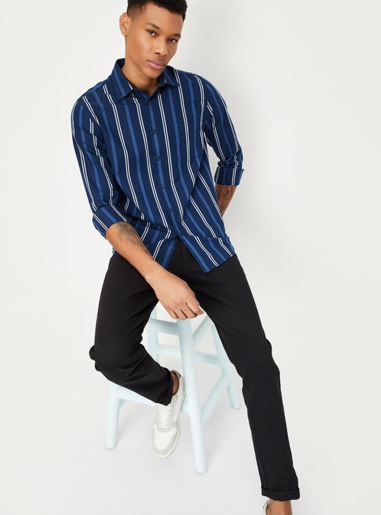 Men Regular Fit Striped Casual Shirt
