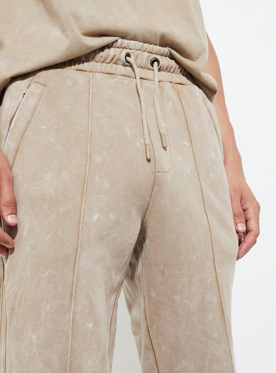 URB_N Men Solid Athleisure Track Pants