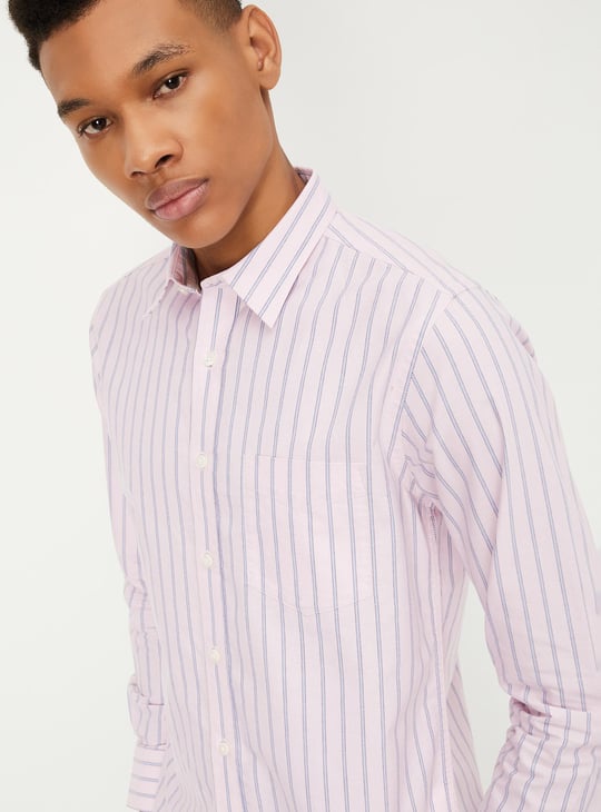 Men Regular Fit Striped Casual Shirt