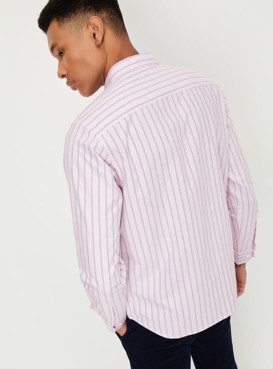 Men Regular Fit Striped Casual Shirt