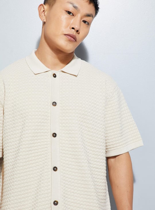 URB_N Men Oversized Textured Shirt