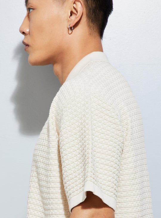 URB_N Men Oversized Textured Shirt
