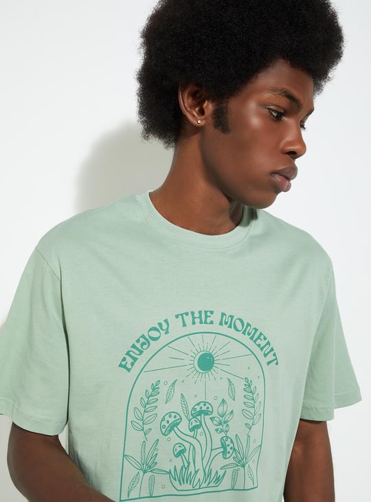 URB_N Men Regular Fit Graphic T-shirt