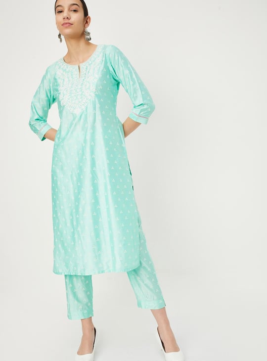 Women Embroidered Straight Kurta Set