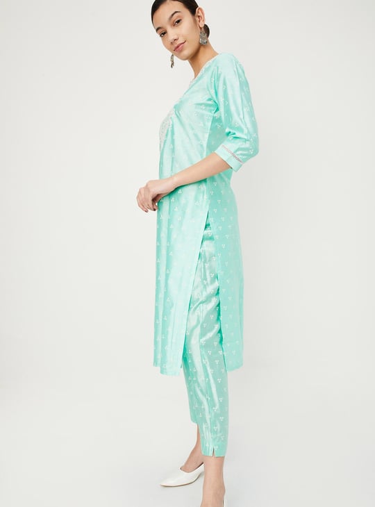 Women Embroidered Straight Kurta Set