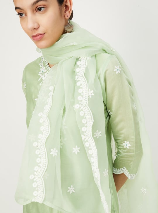 Women Embroidered Kurta Set with Dupatta