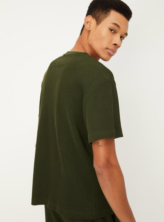 Men Waffle Patterned Lounge T-shirt