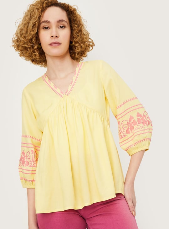 Women Embroidered Tunic