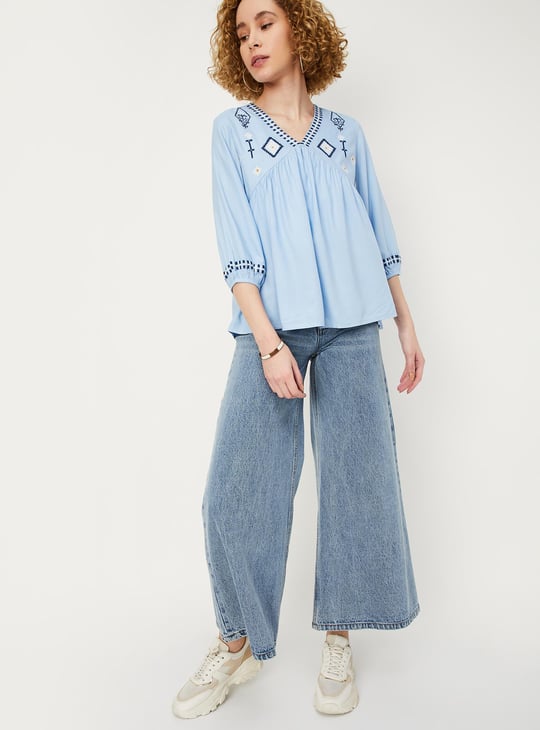 Women Embroidered Tunic