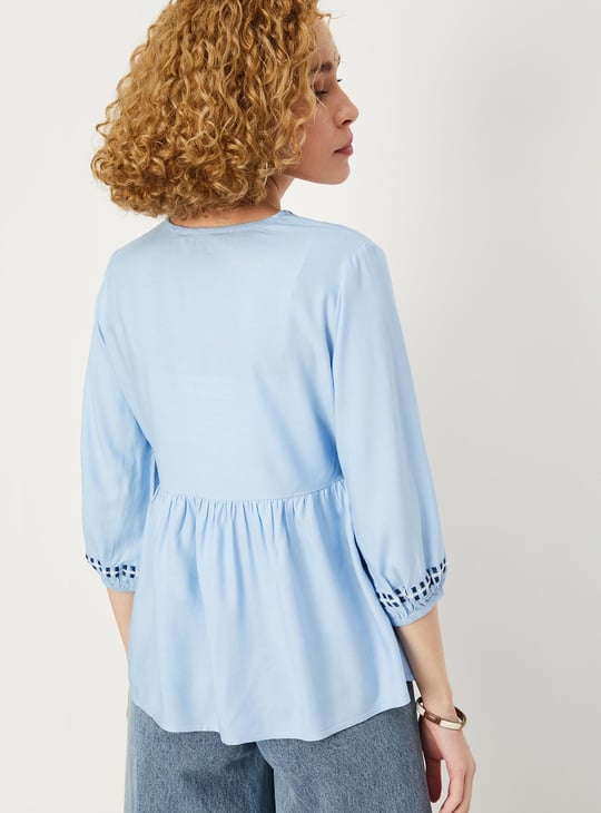 Women Embroidered Tunic