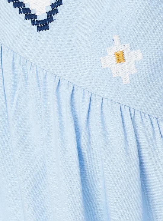 Women Embroidered Tunic