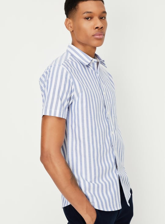 Men Regular Fit Striped Casual Shirt