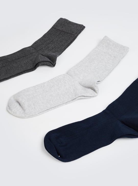 Men Solid Crew Length Socks - Pack of 3
