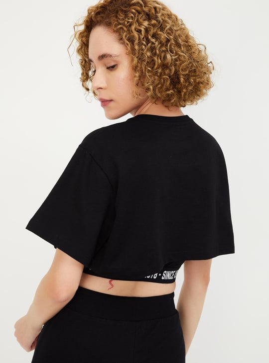 Women Garfield Print Layered Sports Crop T-shirt