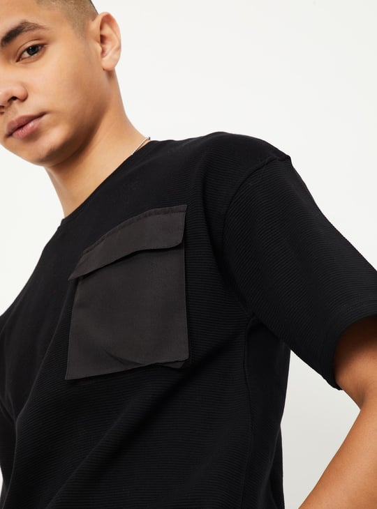 Boys Solid Flap Pocket T-shirt