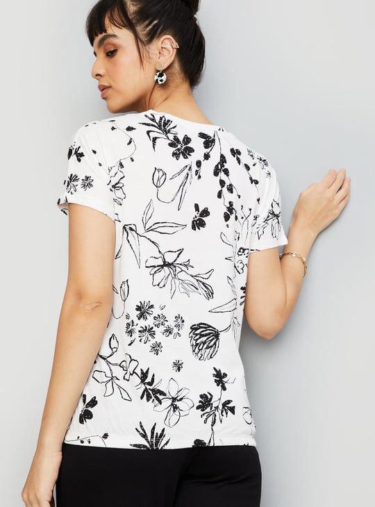 Women All-Over Printed T-shirt