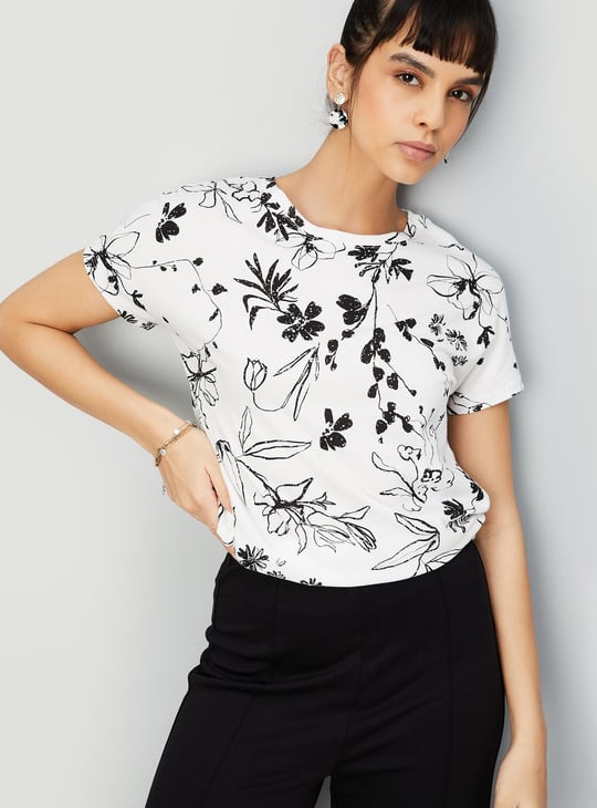 Women All-Over Printed T-shirt