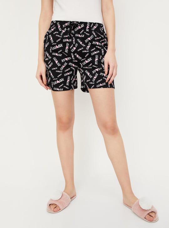 Women Quirky Printed Shorts