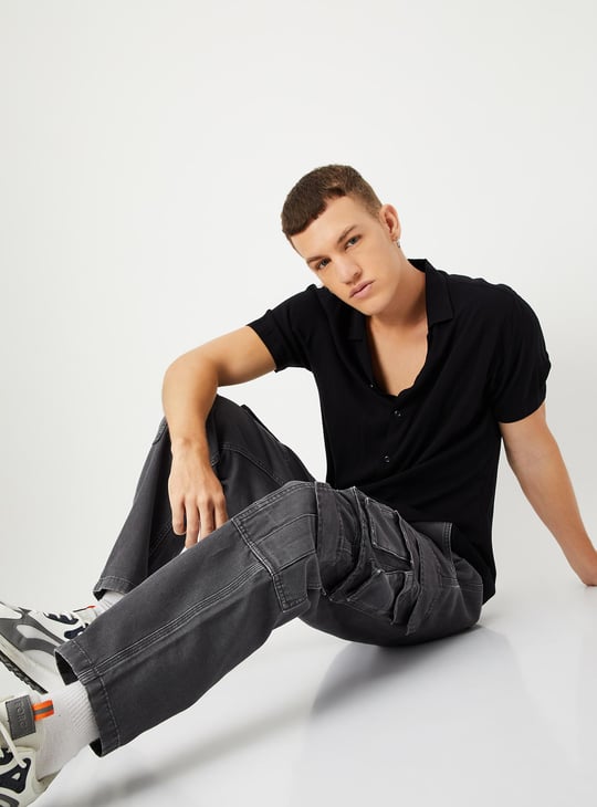 Men Relaxed Fit Solid Cargo Jeans