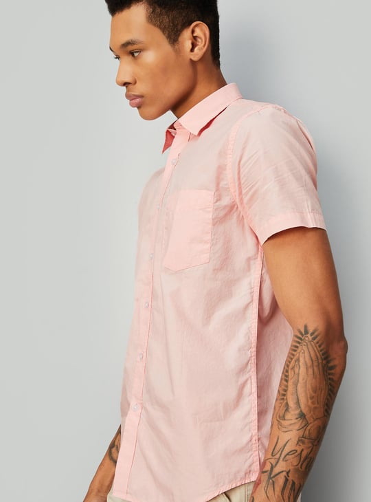 Men Solid Regular Fit Smart Casual Shirt