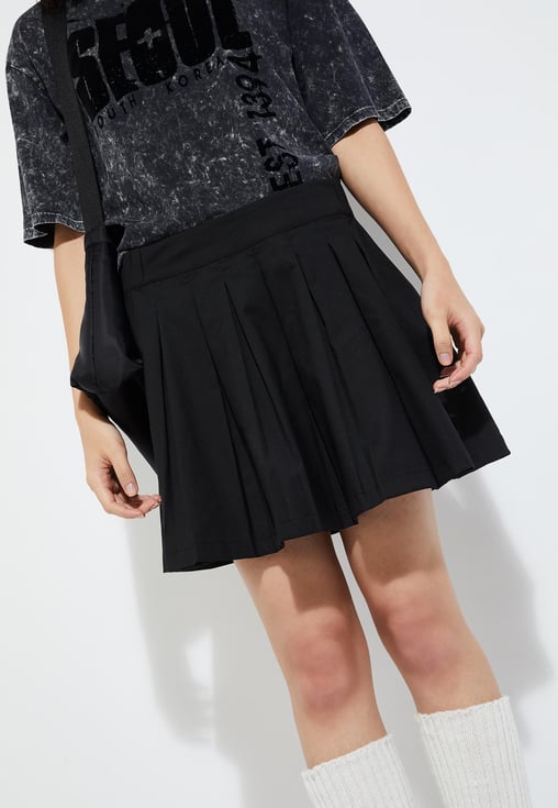 1000013889390-Black-BLACK-