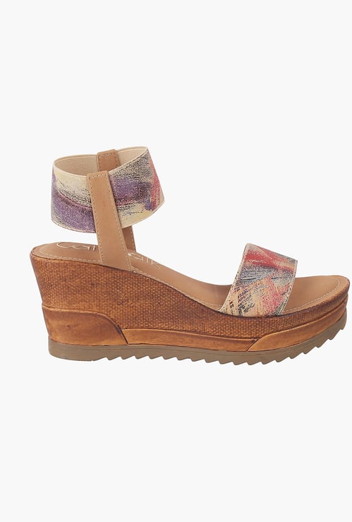 CATWALK Women Printed Ankle Strap Wedges