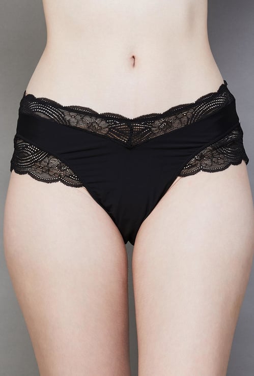 TRIUMPH Lace Design Hipster Panties