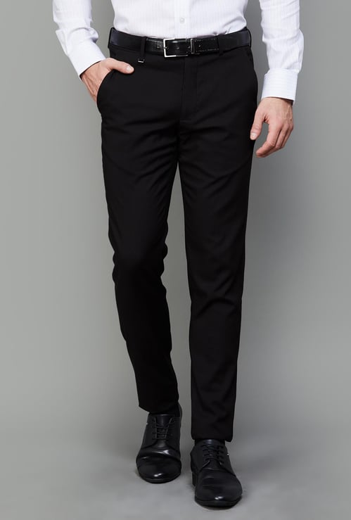 VAN HEUSEN Men Solid Super Slim Formal Trousers