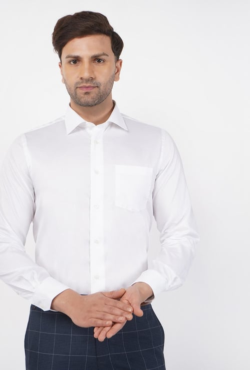 BLACKBERRYS Men Solid Slim Fit Formal Shirt