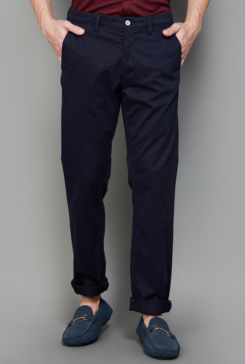 VH SPORTS Men Solid Slim Straight Casual Trousers