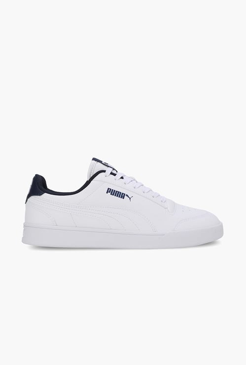 PUMA Men Solid Sneakers